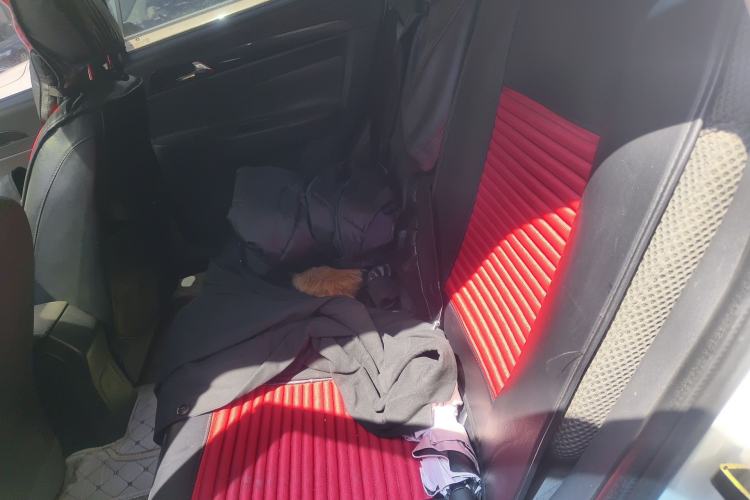 Used Dongfeng Aeolus H30 2013 CROSS 1.6L Manual Zunyi Model Left Rear Seat