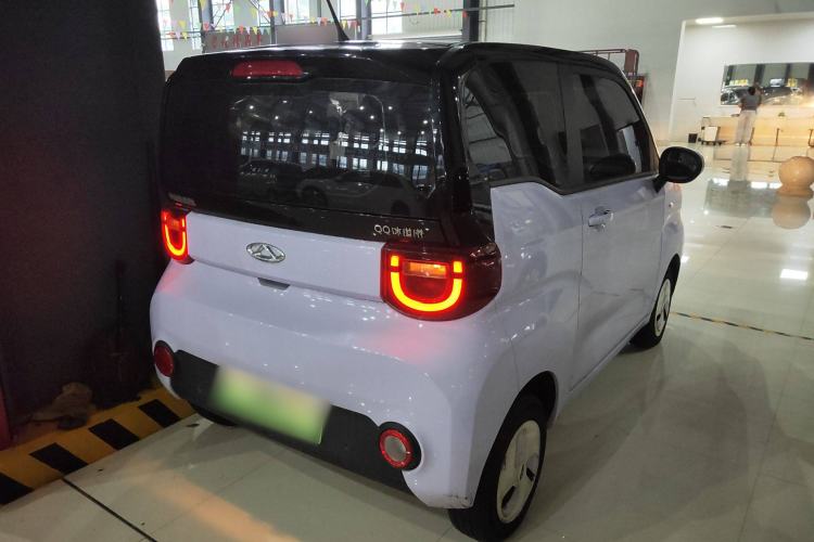 Used Chery QQ Ice Cream 2022 170km Sundae Phosphate Lithium-Ion