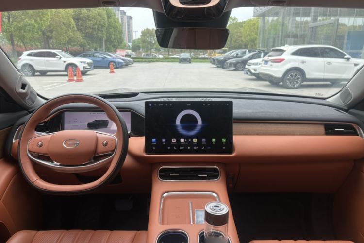 Used GAC Trumpchi S9 2025 Model Qiankun Ultra 6-Seater
