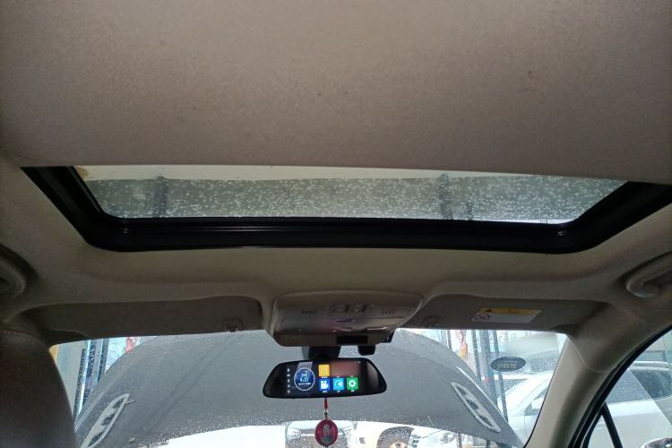 Used Buick Envision 2016 20T Two-Wheel-Drive Elite Model Headliner