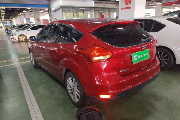 Used Ford Focus 2018 Hatchback Classic 1.6L Automatic Trendy SmartDrive Edition
