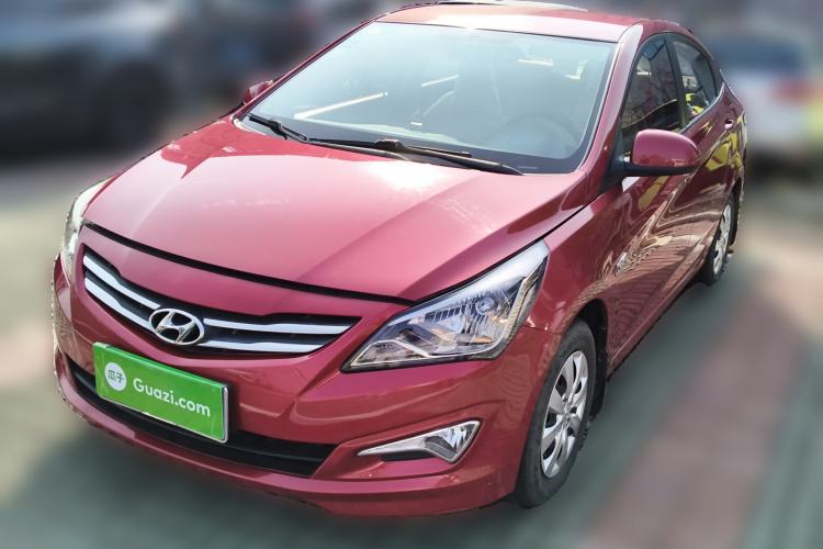 Used Hyundai Verna (older generation) 2014 1.4L Manual Smart GLS Trim
