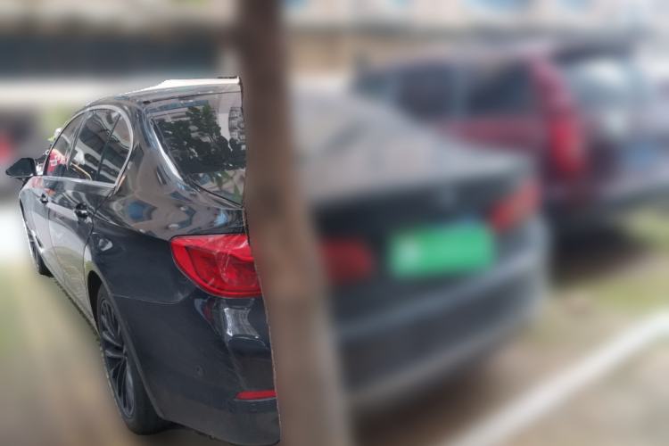 Used BMW 5 Series 2019 Facelifted 530Li Luxury Edition Premium Package
