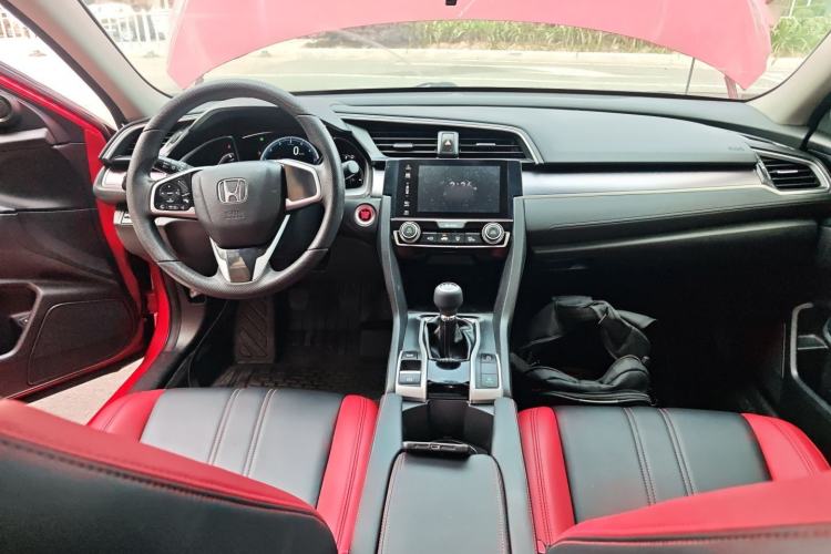 Used Honda Civic 2016 220TURBO Manual Luxury Edition
