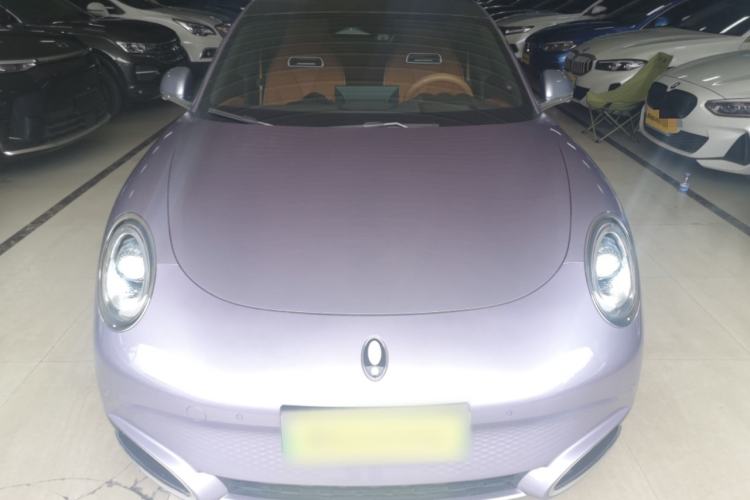 Used ORA Lightning Cat 2022 555 km Luxury Edition Front