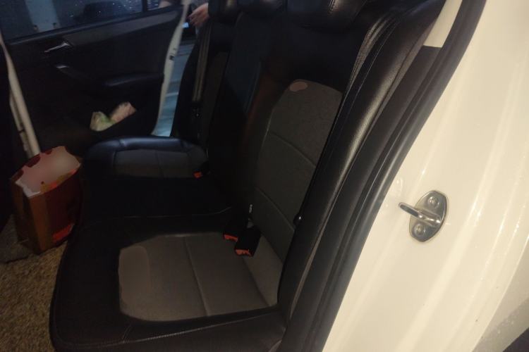 Used Volkswagen Santana 2015 1.6L Automatic Comfort Edition
