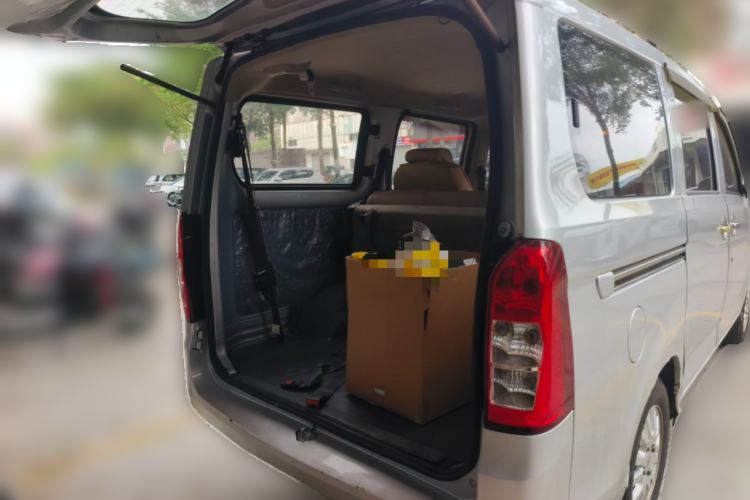 Used Wuling Rongguang V 2015 1.5L Standard Version Trunk