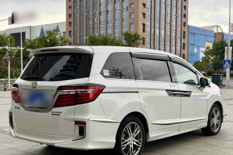 Used Honda Elysion 2019 2.0L Hybrid Luxury Edition
