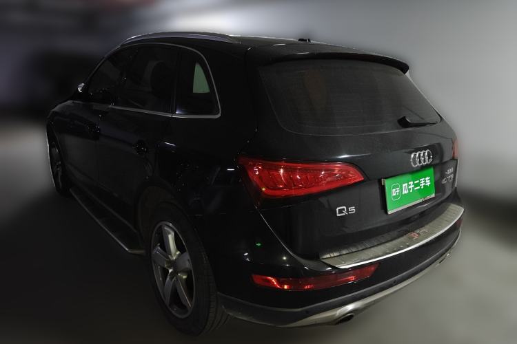 Used Audi Q5 2015 40 TFSI Comfort Model
