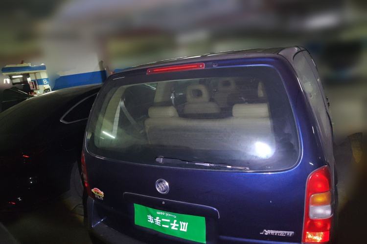 Used Buick GL8 2005 2.5L CT1 Comfort Model Rear