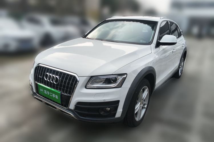 Used Audi Q5 2017 Plus 40 TFSI Technology Model
