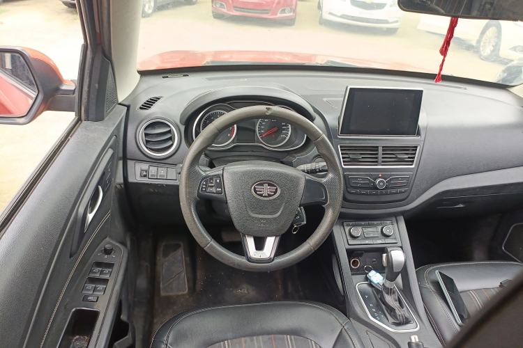 Used Bestune X40 2017 1.6L Automatic Luxury Model Steering Wheel
