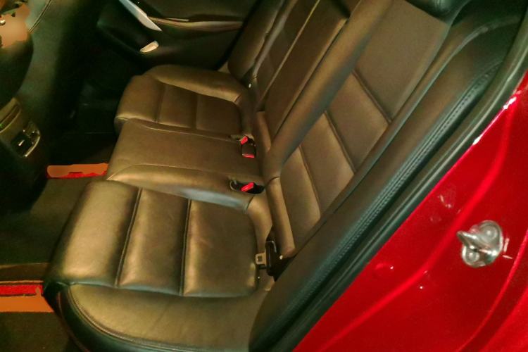 Used Mazda Atenza 2015 2.0L Blue Sky Luxury Edition