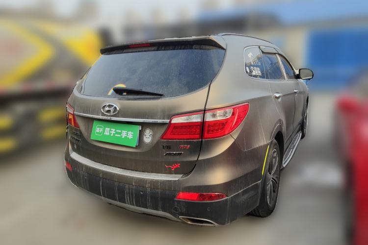 Used Hyundai Grand SantaFe 2013 3.0L 7-Seater 4x4 Flagship Edition
