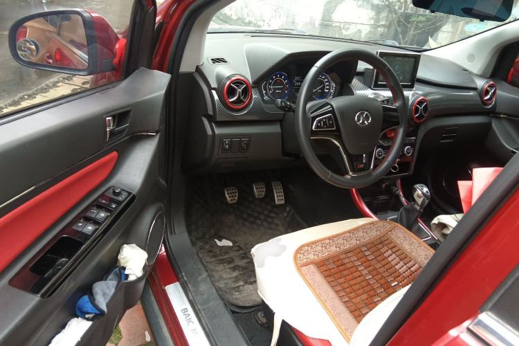 Used BAIC Senova X25 2015 1.5L manual Comfort trim level Driver Seat
