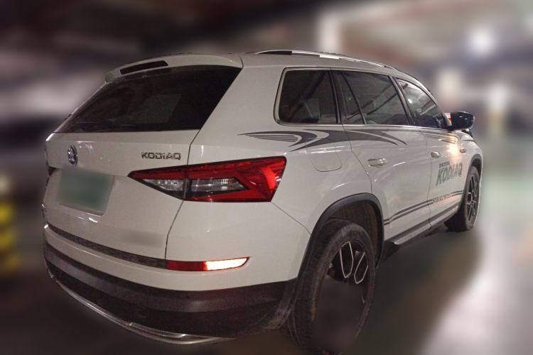 Used Skoda Kodiaq 2018 Restyled TSI330 7-Seater Two-Wheel Drive Luxury Enjoyment Edition Rear Right 45 Deg
