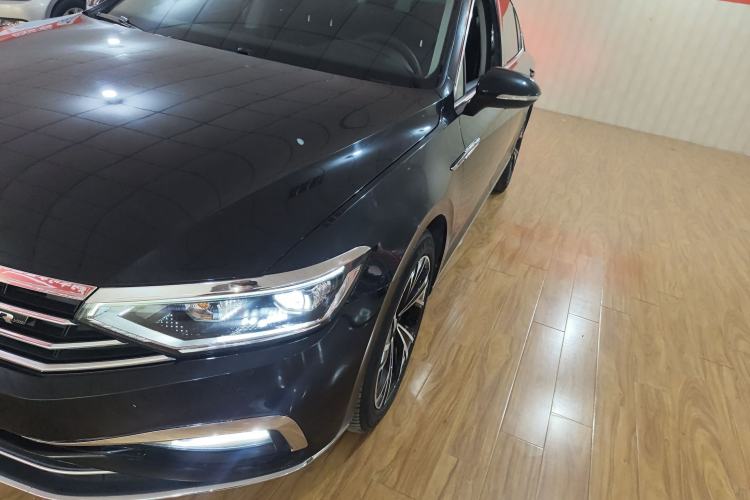 Used Volkswagen Magotan 2020 330TSI DSG Luxury Edition