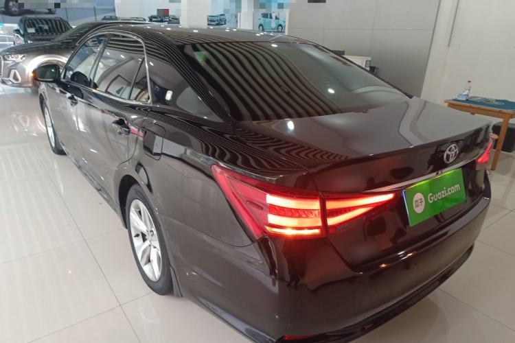 Used Toyota Crown 2015 2.5L Smart Edition
