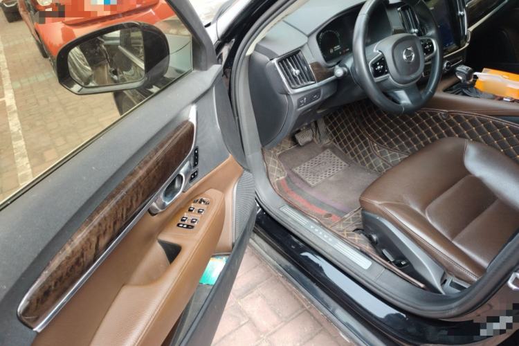 Used Volvo S90 2018 T4 Zhiyuan Edition