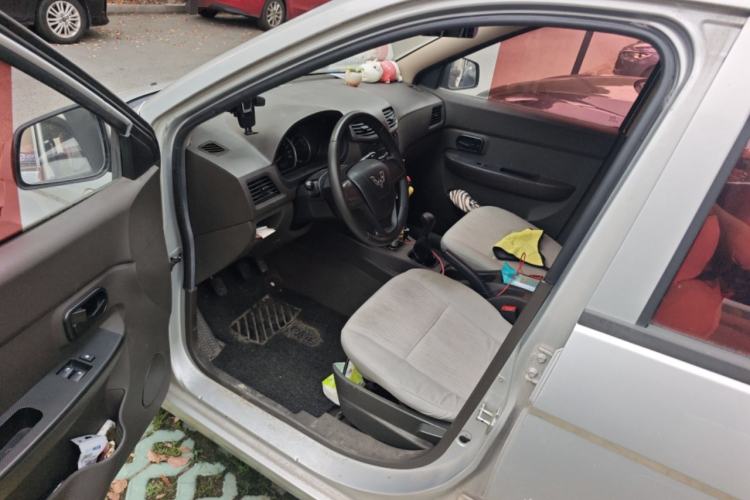 Used Wuling Hongguang 2015 1.2L S Base Model China V Standard Driver Seat