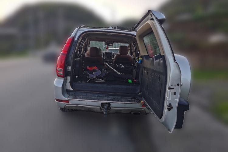 Used Haval H9 2015 2.0T Four-Wheel Drive Luxury 7-Seater
