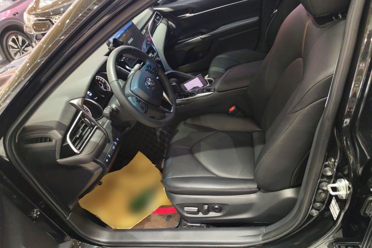 Used Toyota Camry 2021 2.0G Luxury Edition