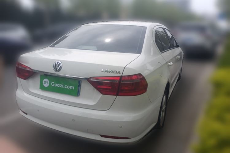 Used Volkswagen Lavida 2013 Revised Classic 1.6L Automatic Fashion Edition