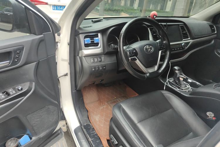 Used Toyota Highlander 2018 2.0T Four-Wheel Drive Ultimate Edition 7-Seater Emission Standard China V

