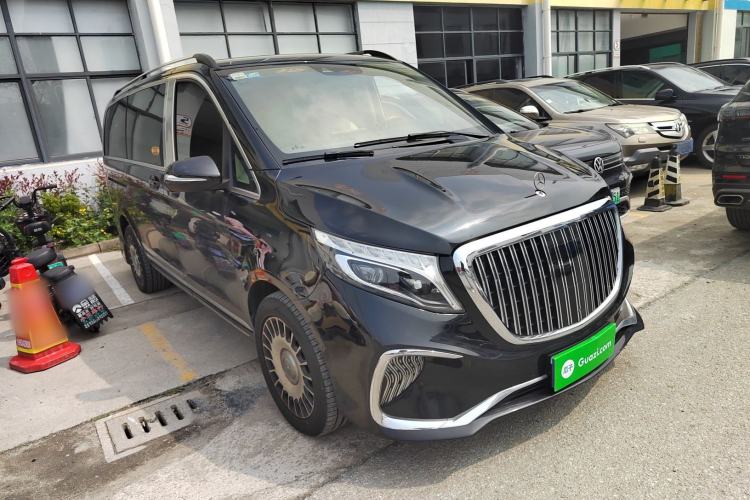 Used Mercedes-Benz V-Class 2016 V 260 Avantgarde Edition
