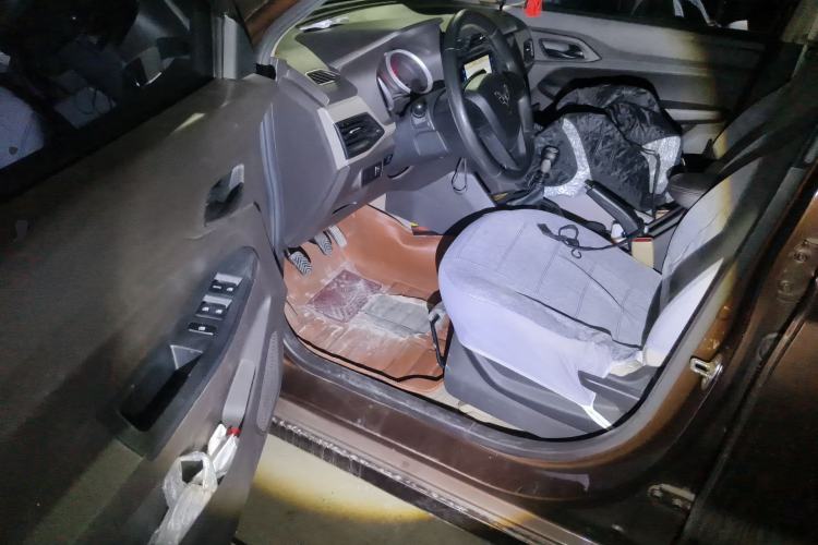 Used Wuling Hongguang 2019 1.5L S Standard Version China VI LAR Driver Seat