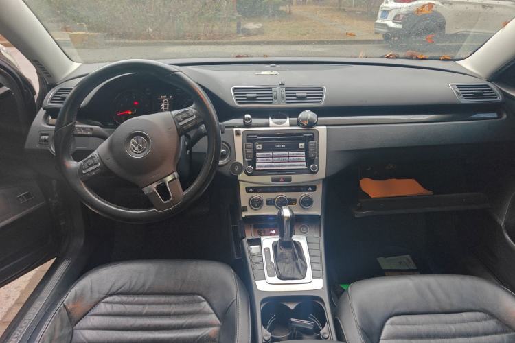 Used Volkswagen Magotan 2013 2.0 TSI Luxury Model
