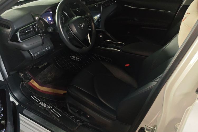 Used Toyota Camry 2019 2.5G Luxury Edition China V Standard Driver Seat