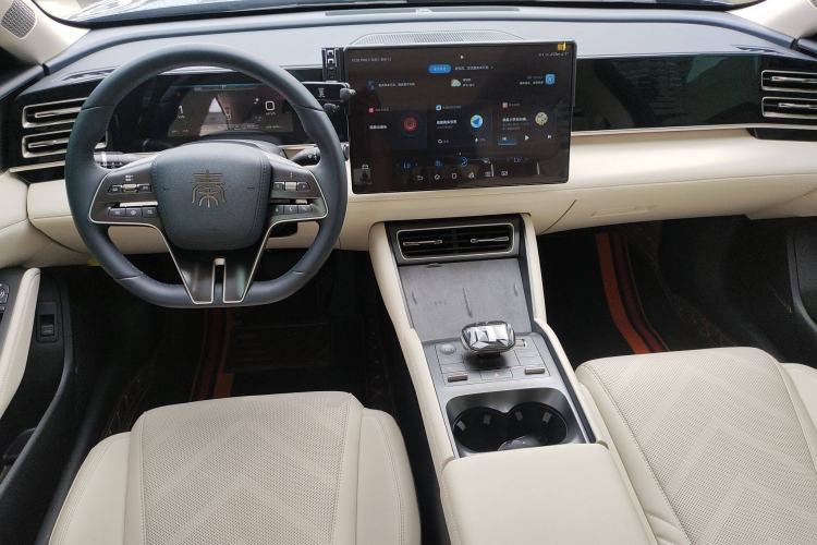 Used BYD Qin L 2024 DM-i 120KM Excellence Model