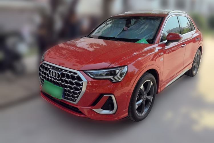 Used Audi Q3 2024 35 TFSI Fashion Dynamic Edition Guazi used car, China used car export, Used car for sale, Used cars, Cheapest cars for sale