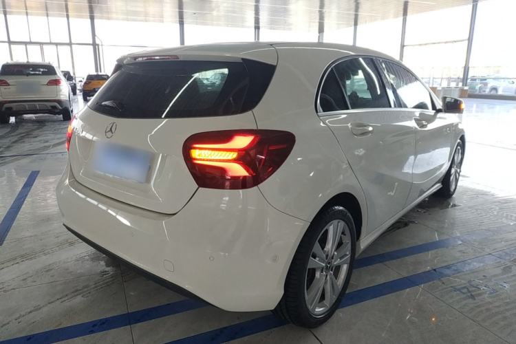 Used Mercedes-Benz A-Class (Import) 2017 Revised A 200 Dynamic Edition
