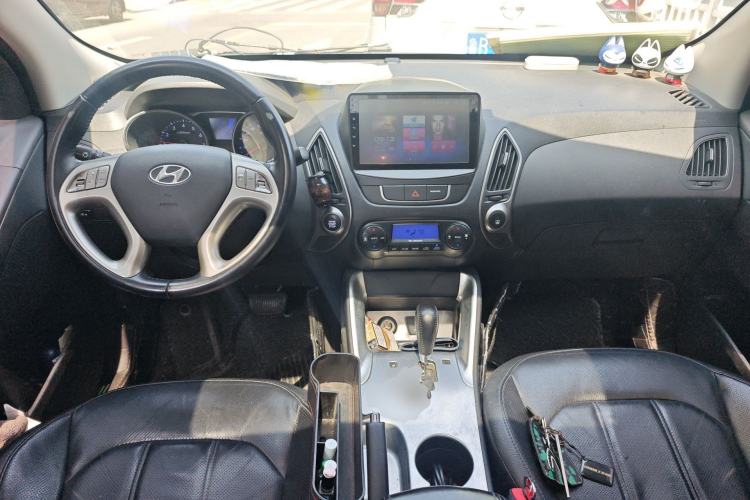 Used Hyundai ix35 2015 2.0L Automatic 2WD Smart Version China V Standard
