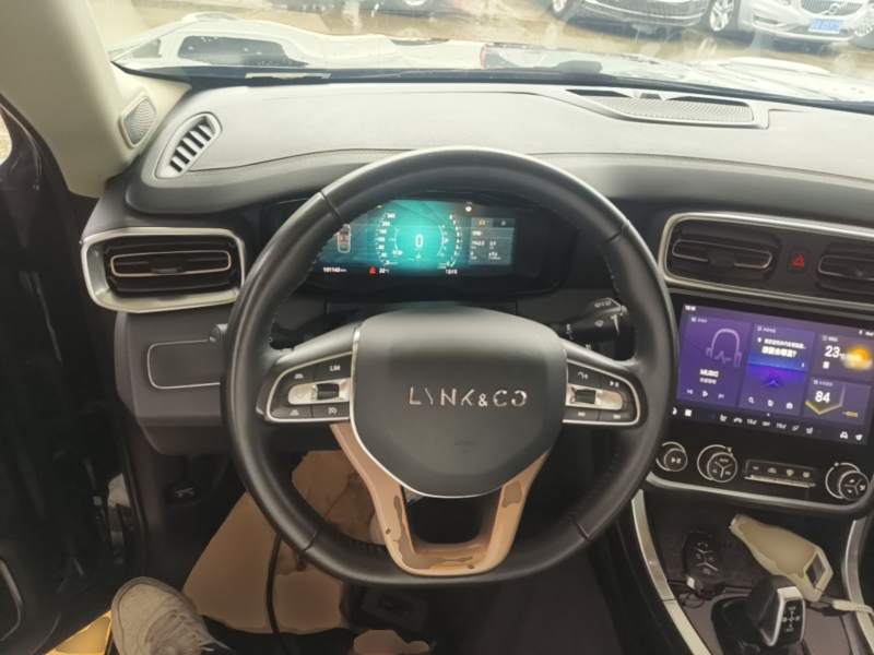 Used Lynk & Co 01 2017 2.0T Two-Wheel Drive Pro Edition — 10