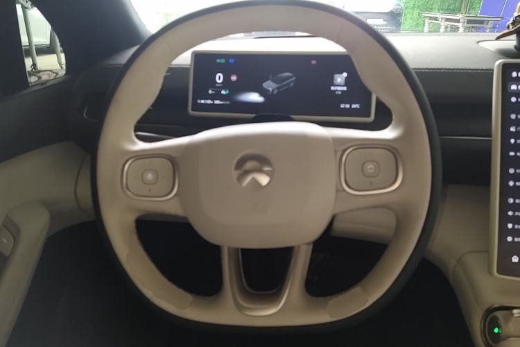 Used Nio ES6 2023 75 kWh
