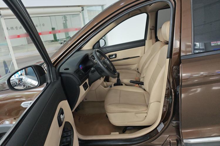 Used Dongfeng Fengon 360 2015 1.5L Manual Comfort II 7-Seater
