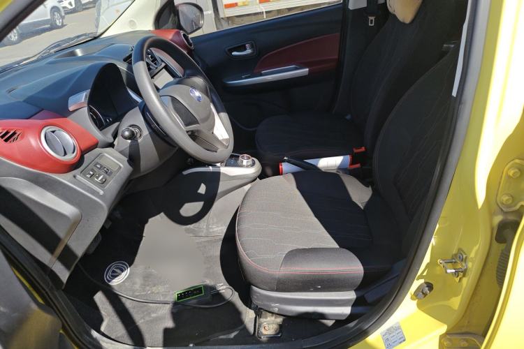 Used CHANGAN Benni 2015 1.4L IMT Luxury Model China V Standard
