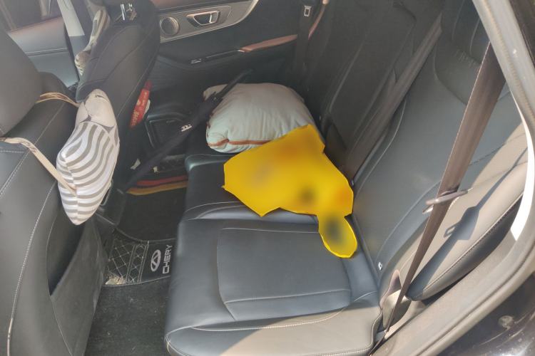 Used Chery Tiggo 8 PRO 2022 290T Two-Wheel Drive Sky Dome Edition 5 Seats Left Rear Seat