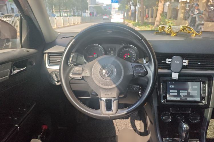 Used Volkswagen Bora 2015 Value Edition 1.6L Automatic Comfort Version