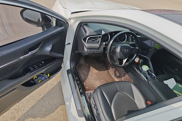 Used Toyota Camry 2018 2.5G Luxury Edition