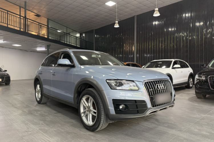 Used Audi Q5 2017 Plus 40 TFSI Comfort Model