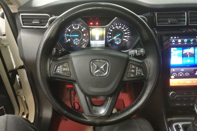 Used JMC Yusheng S330 2016 1.5L GTDi Automatic Two-Wheel Drive Prestige Edition