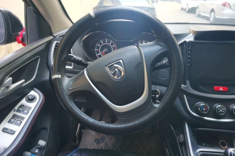 Used Baojun 560 2015 1.8L manual Comfort trim level Steering Wheel