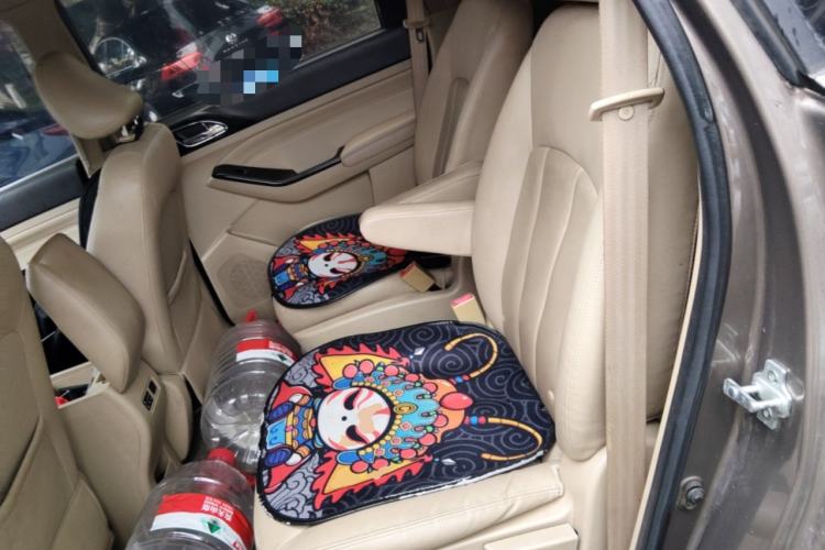 Used Baojun 730 2014 1.5L manual luxury trim 7 seats