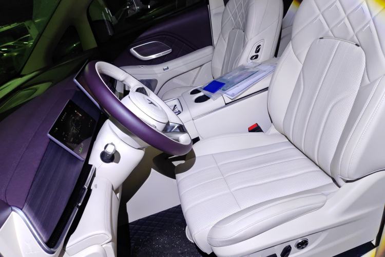 Used VOYAH Dream 2026 Model PHEV Qiankun Pro Left Front Seat