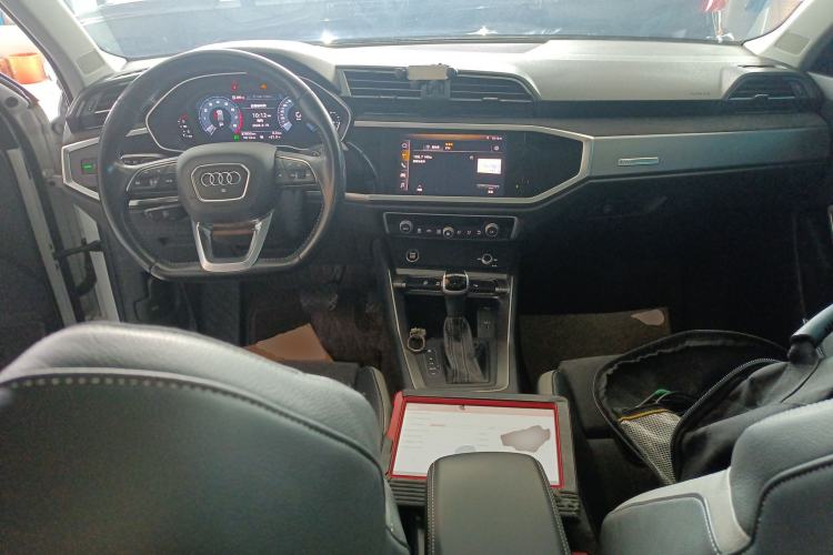 Used Audi Q3 2021 35 TFSI Fashion Dynamic Model