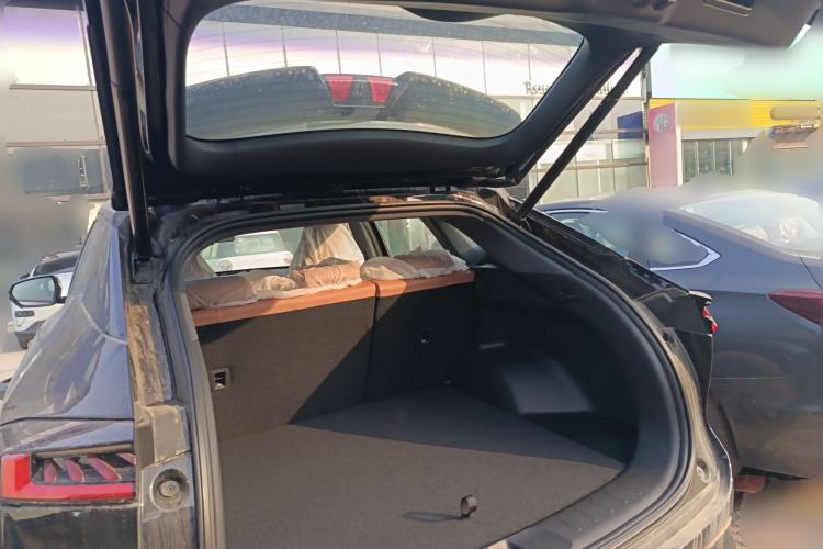 Used CHANGAN UNI-Z New Energy 2025 Model, Smart New Blue Whale 125km Battleship+ Version
